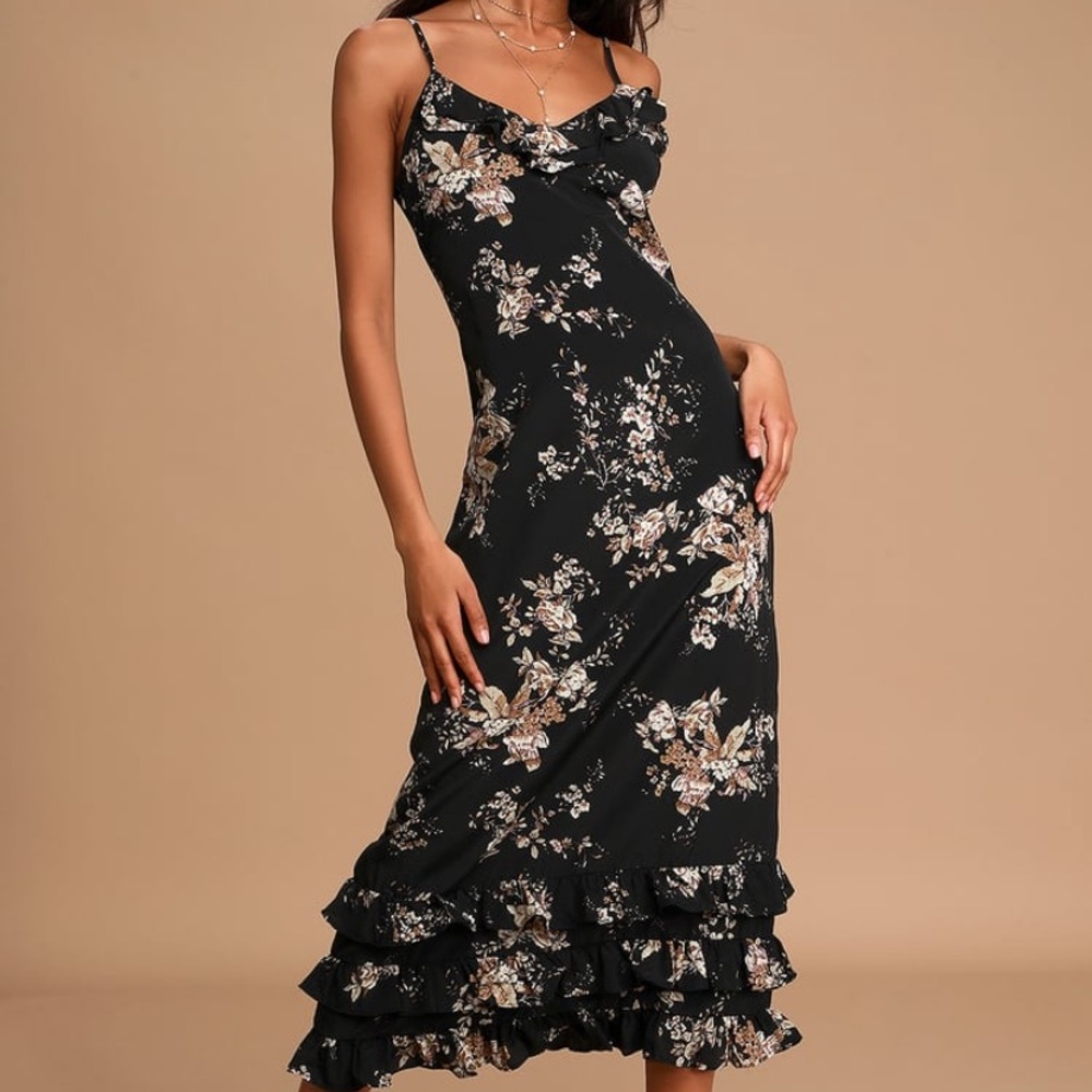 Lulus MIDI floral dress